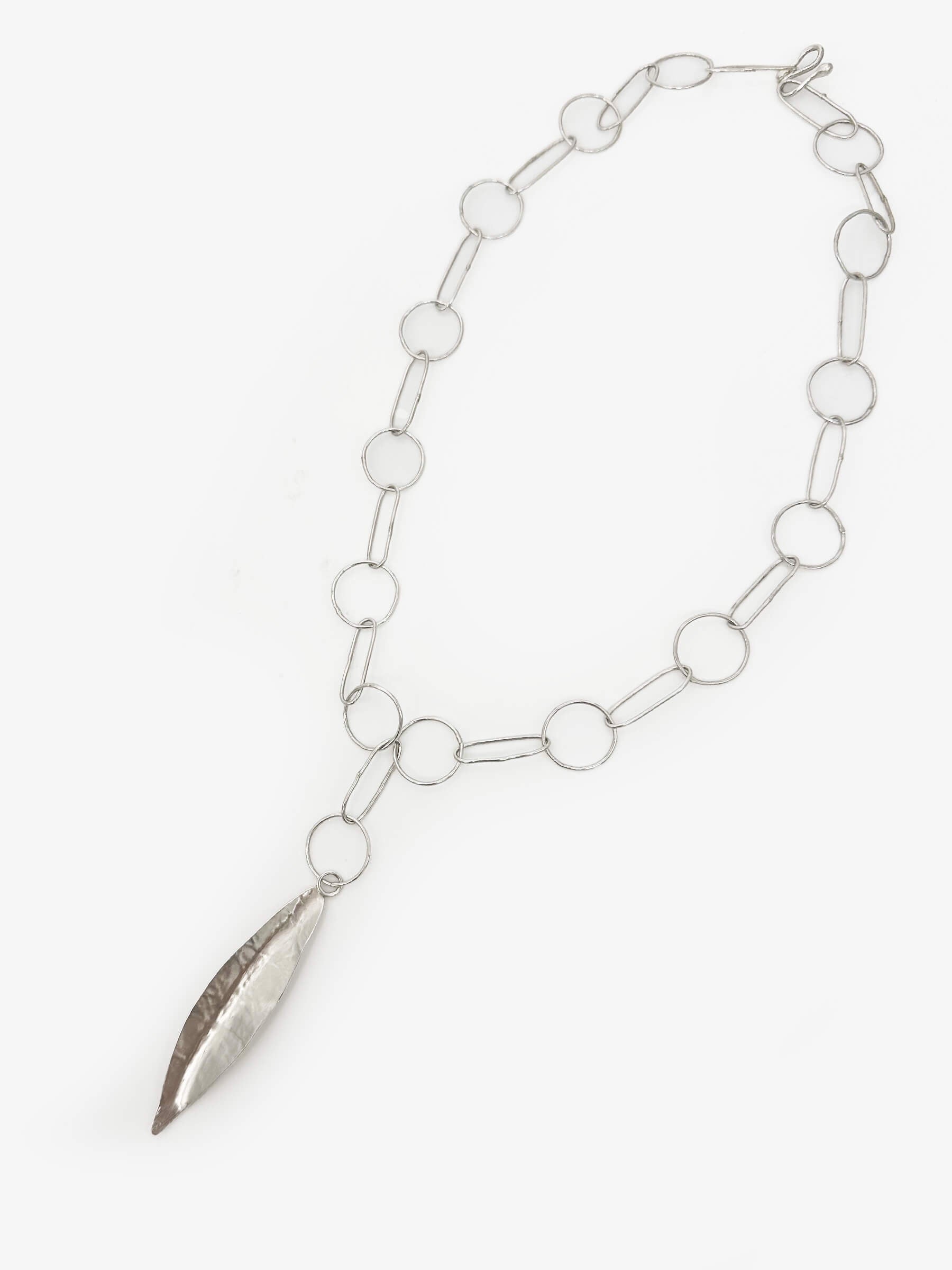 Leaf Necklace (CBu75) created by Carmen Burgi – Gallery 33 New Zealand