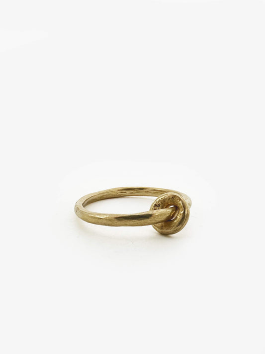 Gold Ring With Ring (AC626)