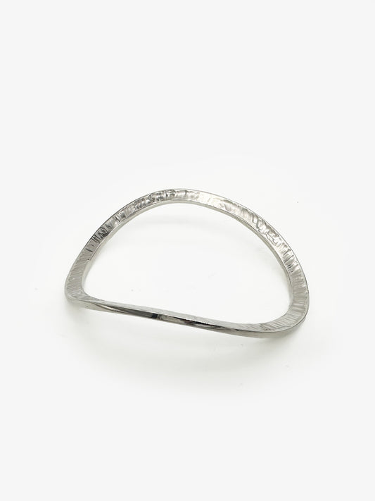 Wave Bangle (CBu82)