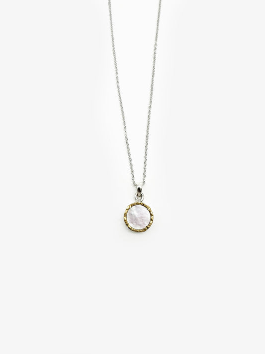 13mm Mother of Pearl Pendant Necklace (DM590)