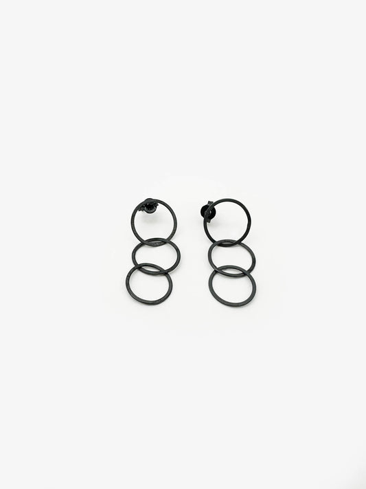 Sketches Round Oxidised Silver 3 Link Earrings (IME47)