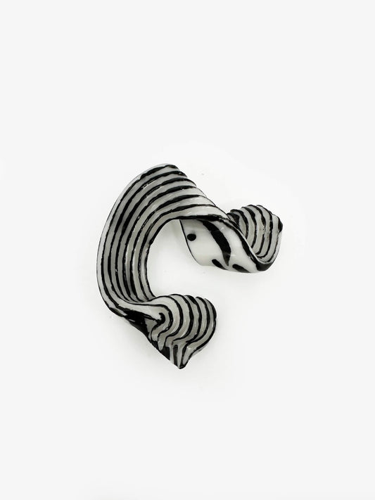One Stroke Brooch (JV155)