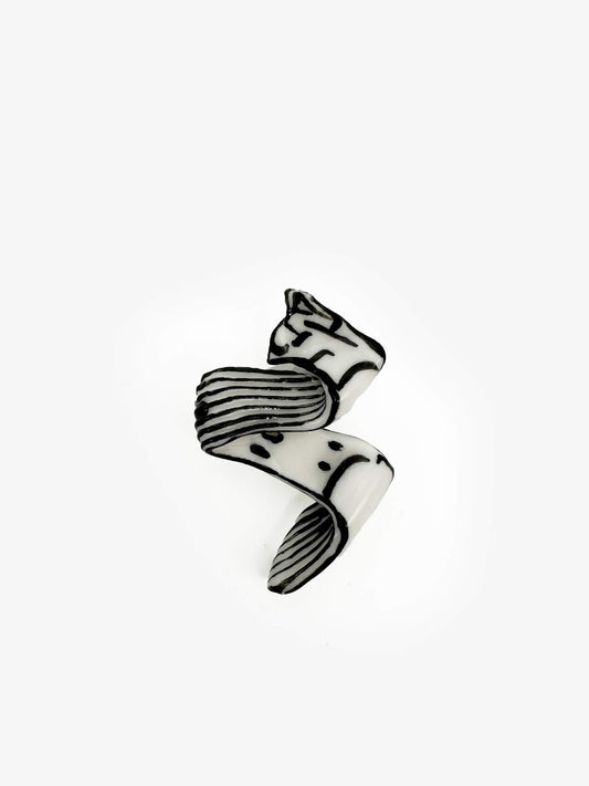 One Stroke Brooch (JV156)
