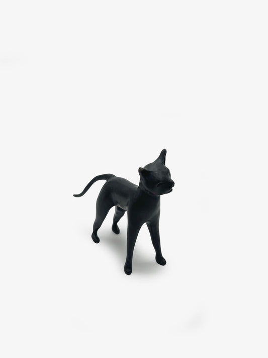 Cat with Tail Down (MYou512)