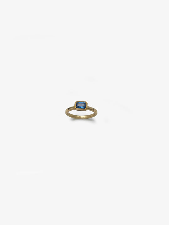 Ceylon Sapphire Ring