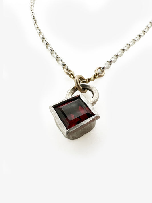 Square African Garnet Kite Necklace (PB552)